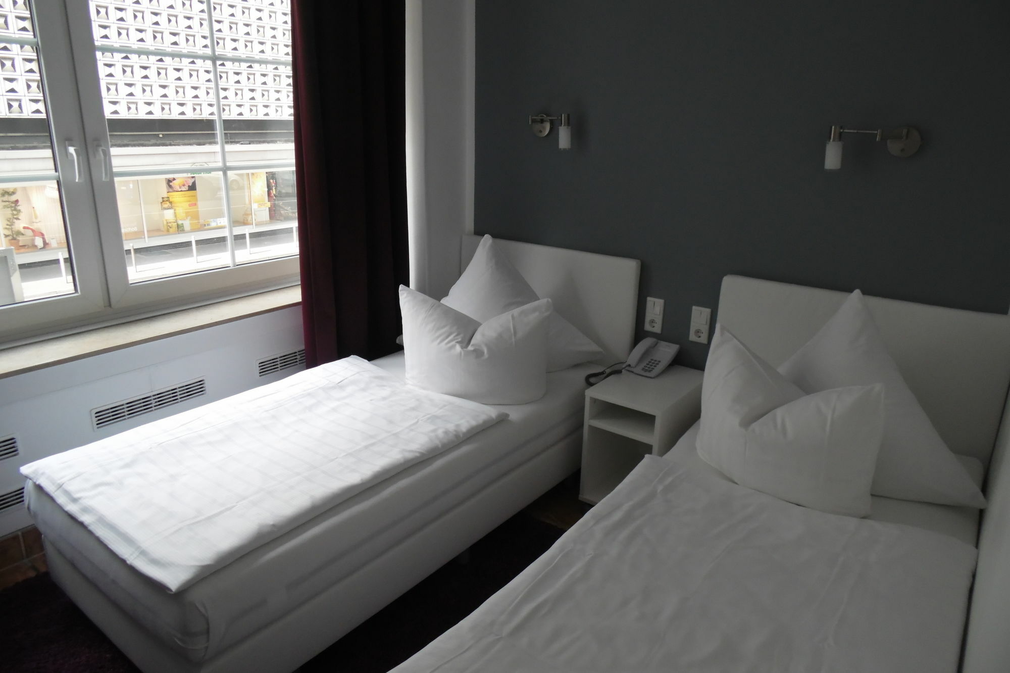 Rheinmetropole Hotel Düsseldorf Eksteriør billede